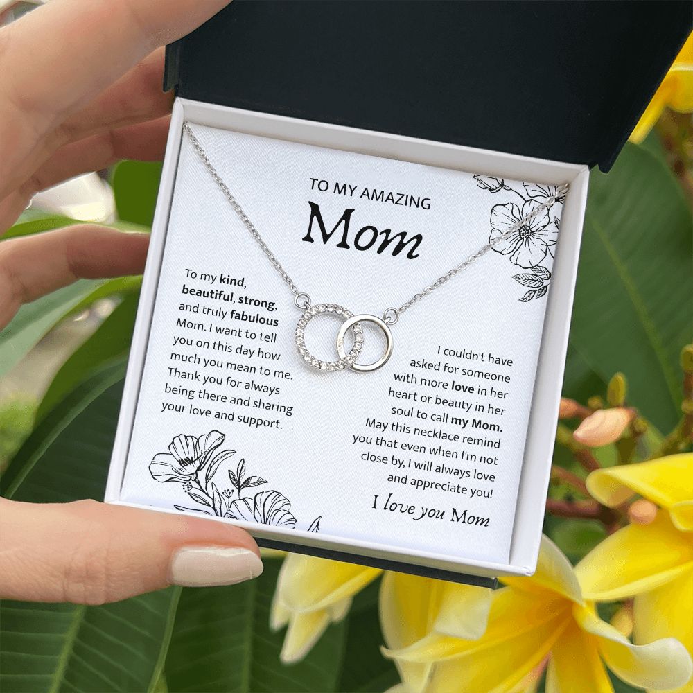 To My Amazing Mom - Joined Circle Necklace - Az001