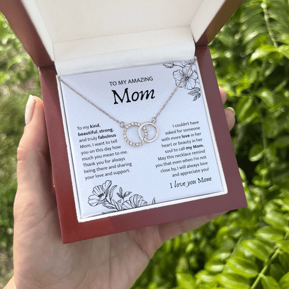 To My Amazing Mom - Joined Circle Necklace - Az001